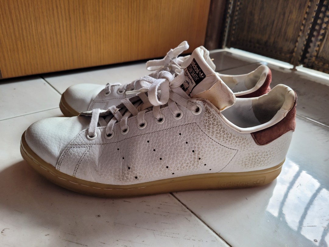 Adidas Stan Gum Sole - authentic), Men's Fashion, Footwear, Sneakers on Carousell