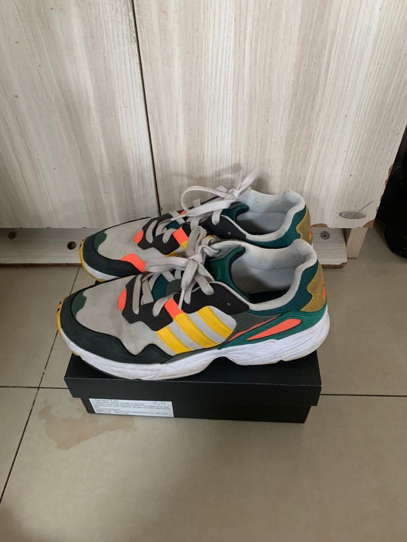 Yung 96 multicolor store