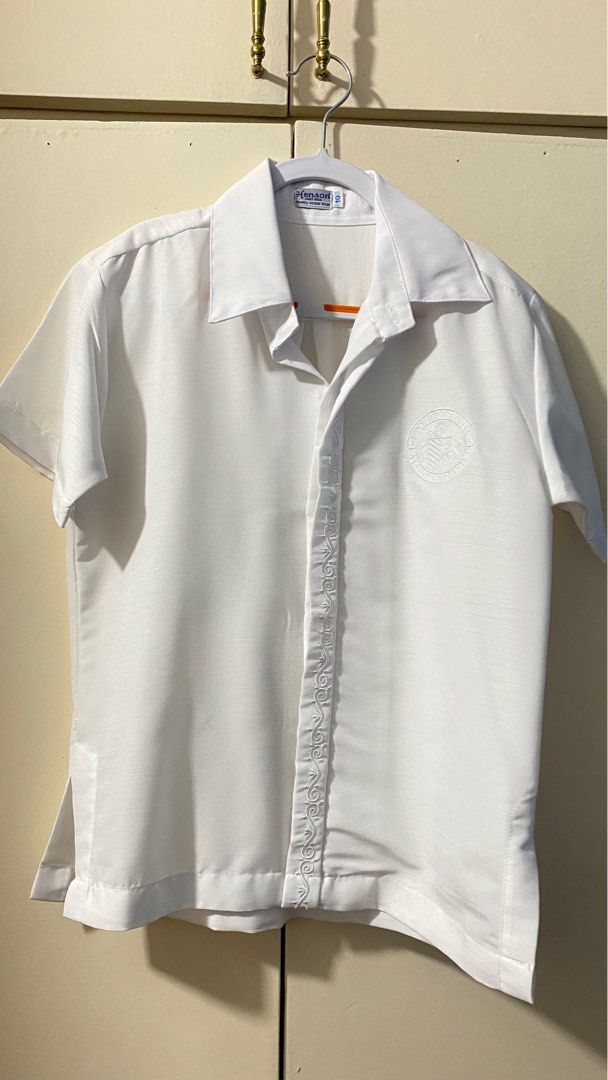 Ateneo Grade School Gala Uniform (Category: Babies & Kids Fashion) located in Quezon City. Submitted by MJ_declutters (Listing ID 1203393086, Image 1). Description: Pre-loved used once for the 1st Holy Communion Best fit for boys ages 4-7 yr old actual dimensions as shown on pics SF c/o buyer location: BF homes, QC.