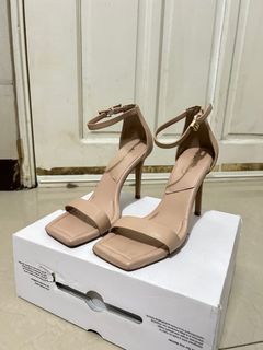 Aldo RENZA leather nude heels