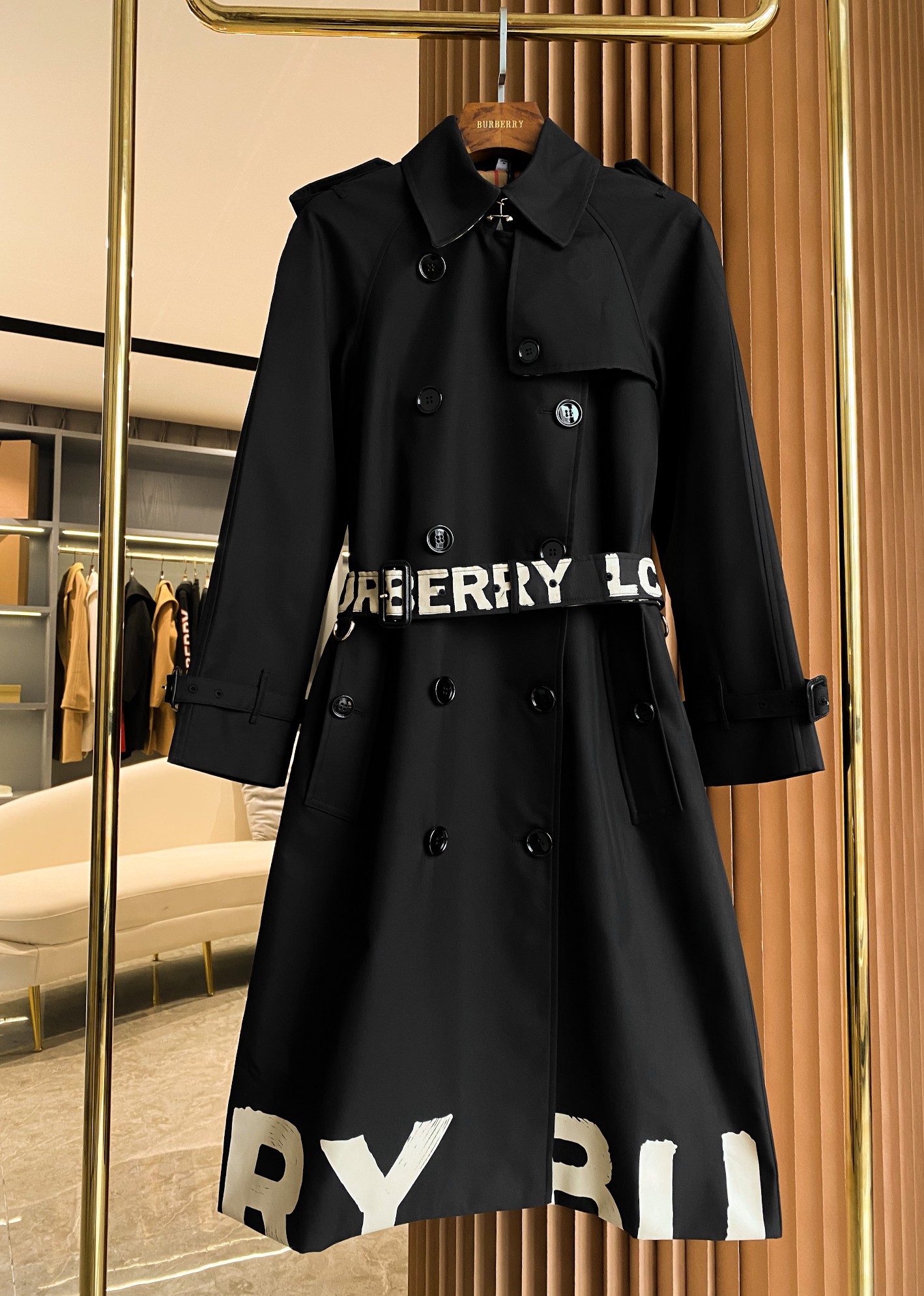 Burberry top print coat