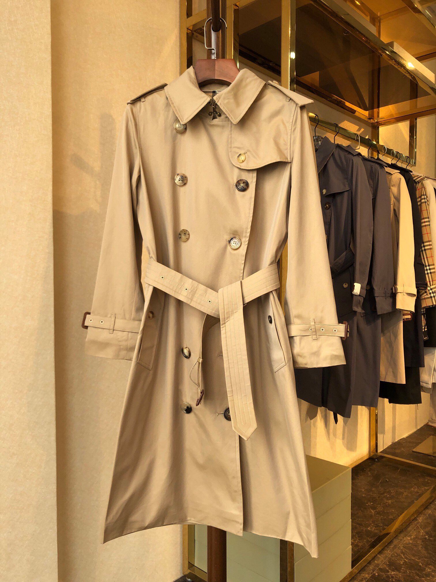 Authentic Burberry Women s New Ken Sinton Trench Coat Honey Color Long