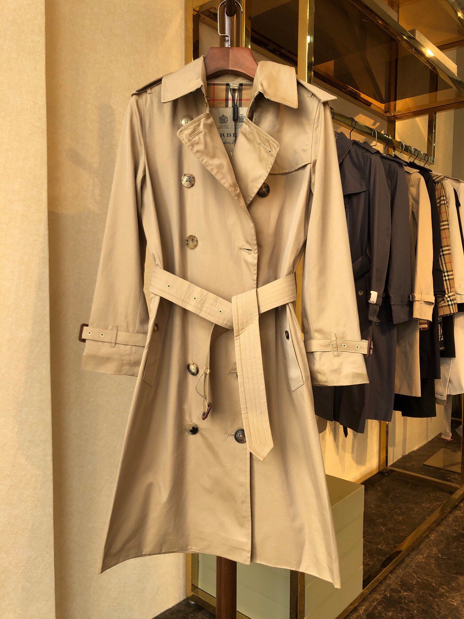 Authentic Burberry Women's New Ken*Sinton Trench Coat Honey Color