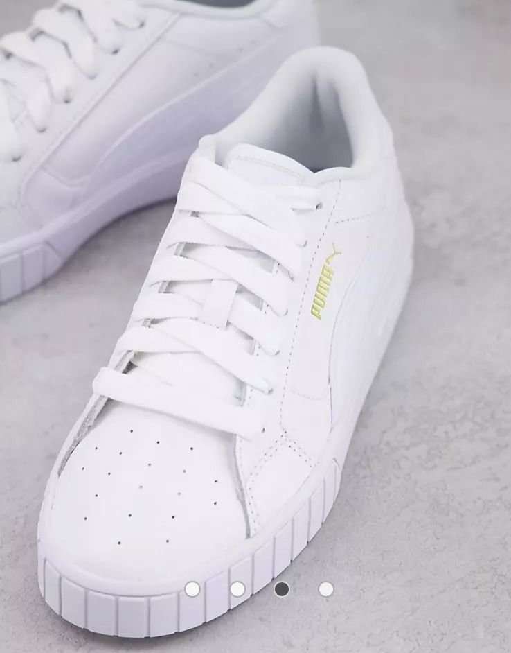 White discount star trainers