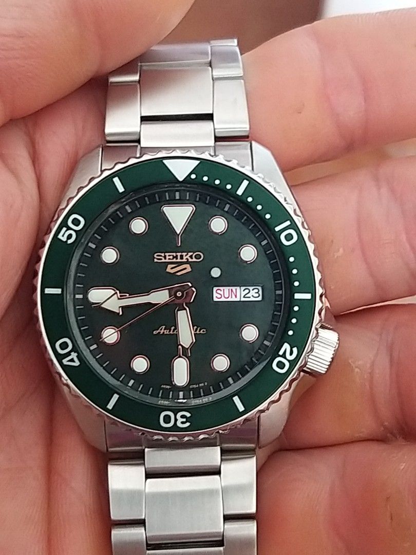 Authentic seiko Automatic SRPD63K1 4r36 07G0 green dial, Men's Fashion,  Watches & Accessories, Watches on Carousell