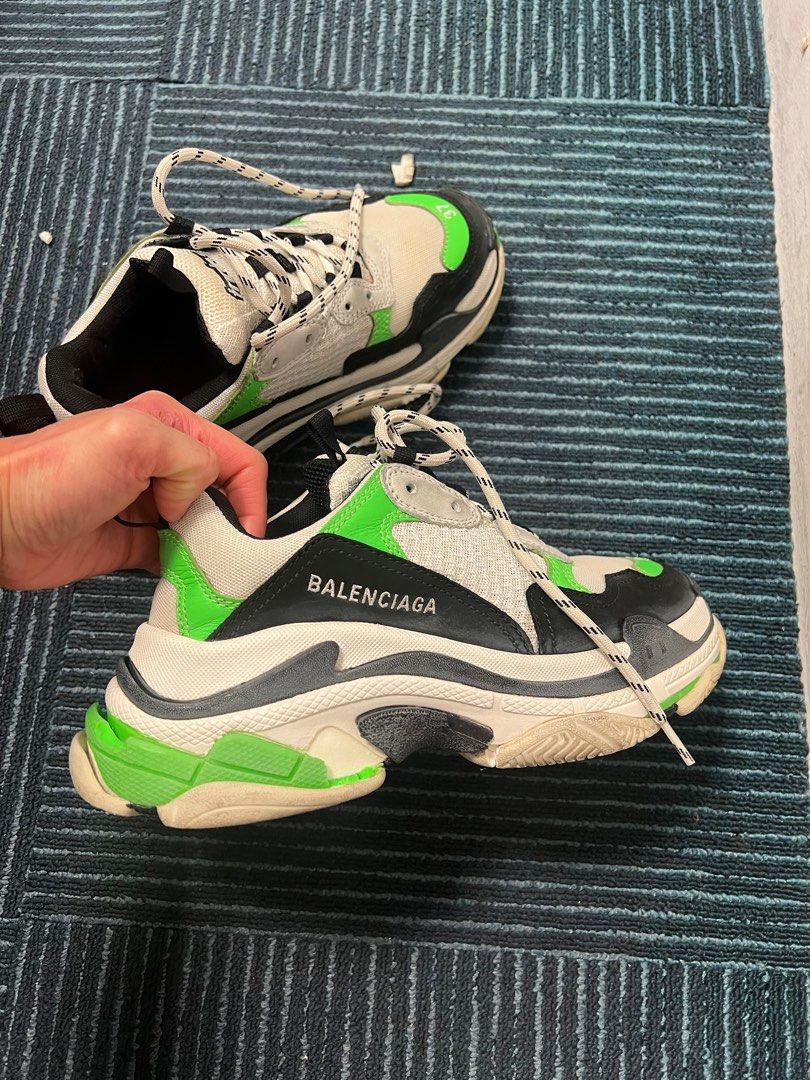 balenciaga triple s 37