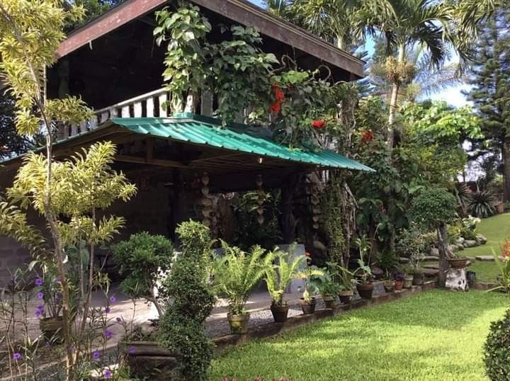 Bed and Breakfast in Tagaytay, Property, For Sale, Apartments & Condos