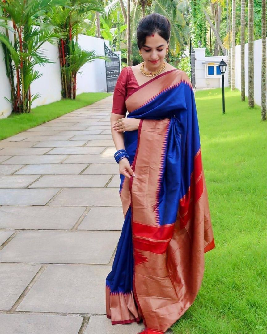 Pre-order blue red saree, Women's Fashion, Dresses & Sets, Traditional ...