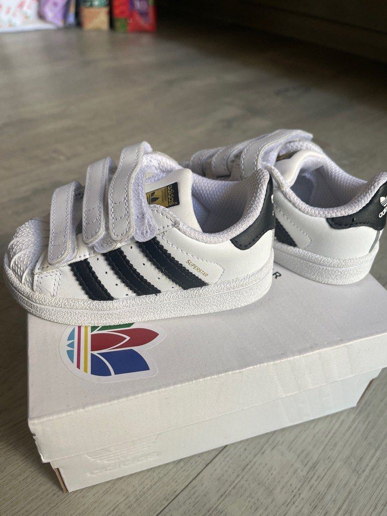 Brand new Superstar I sneakers