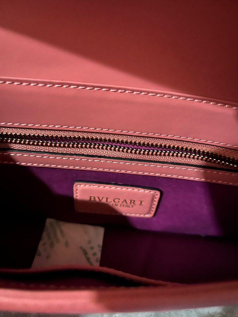 Bvlgari Serpenti leather bag (Category: Luxury Bags & Wallets) located in Antipolo. Submitted by mancstan20 (Listing ID 1203456220, Image 3). Description: .
