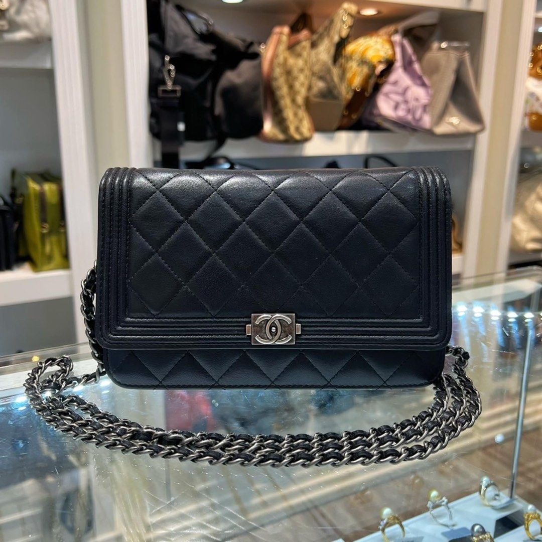 Chanel Sling Bag Boy WOC (Category: Bags & Wallets) located in Singapore. Submitted by yanholuxury (Listing ID 1203414117, Image 1). Description: Preloved Authentic Chanel Boy WOC Sling #Chanel #PrelovedJewellery #Prelovedluxury #Yanholuxury #PrelovedBags #prelovedbranded #PrelovedWatches Approx 22cm Length $2950 VISIT US AT YANHO LUXURY TODAY !!! BUY SELL TRADE WATCHES,LUXURY GOODS ,JEWELLERY BEST PRICES AND VALUATIONS FOR YOU 0% Instalment Paym