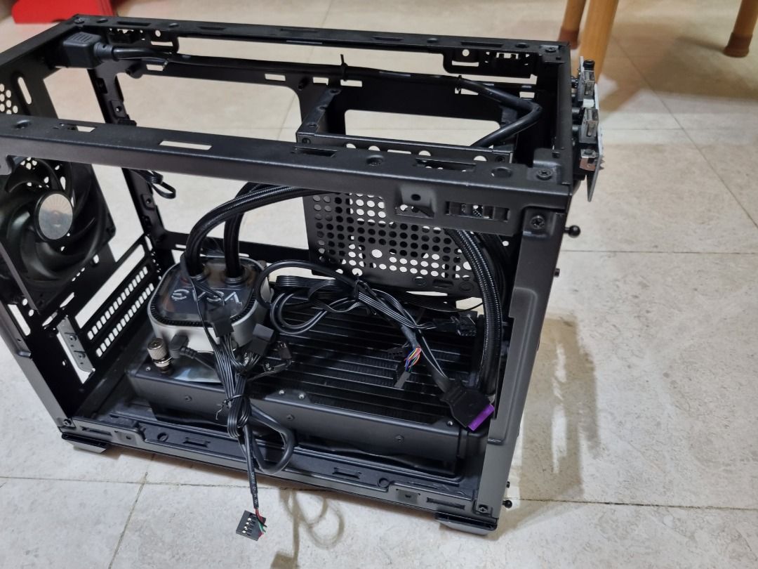 Cooler master NR200 + EVGA CLC240 AIO cooler, Computers & Tech, Parts