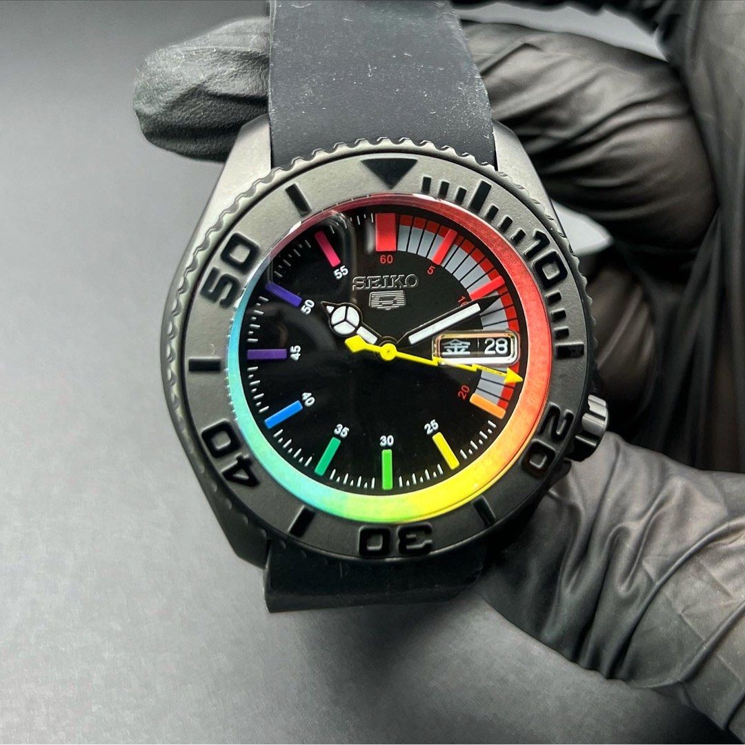 Custom Seiko Mod Rainbow Stealth SKX, Men's Fashion, Watches & Accessories,  Watches on Carousell