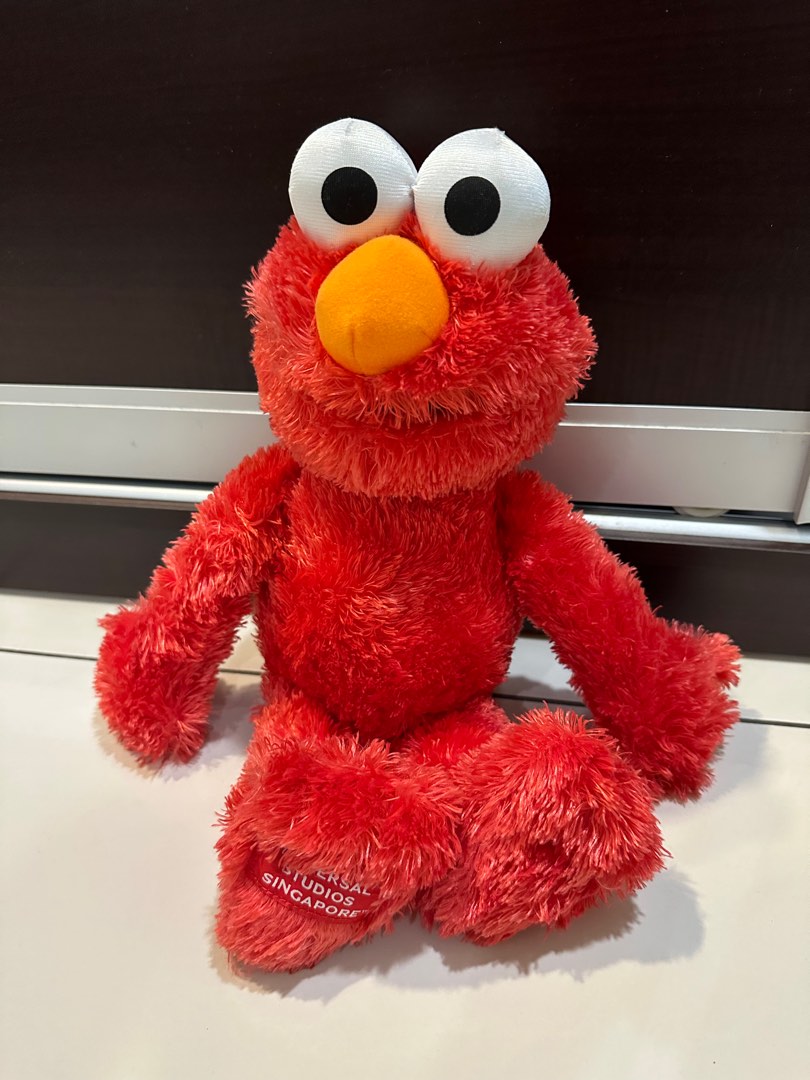 Elmo Toy Original Universal Studio Singapore, Hobbies & Toys, Toys