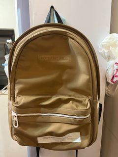 （分類：）位於 。 由 giantmeow 提交（商品編號 1203329737，圖片 1）。簡介： 。