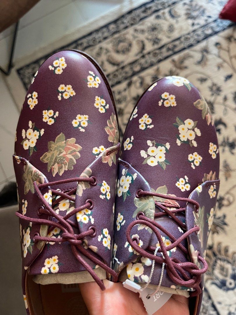 Fitflop floral clearance