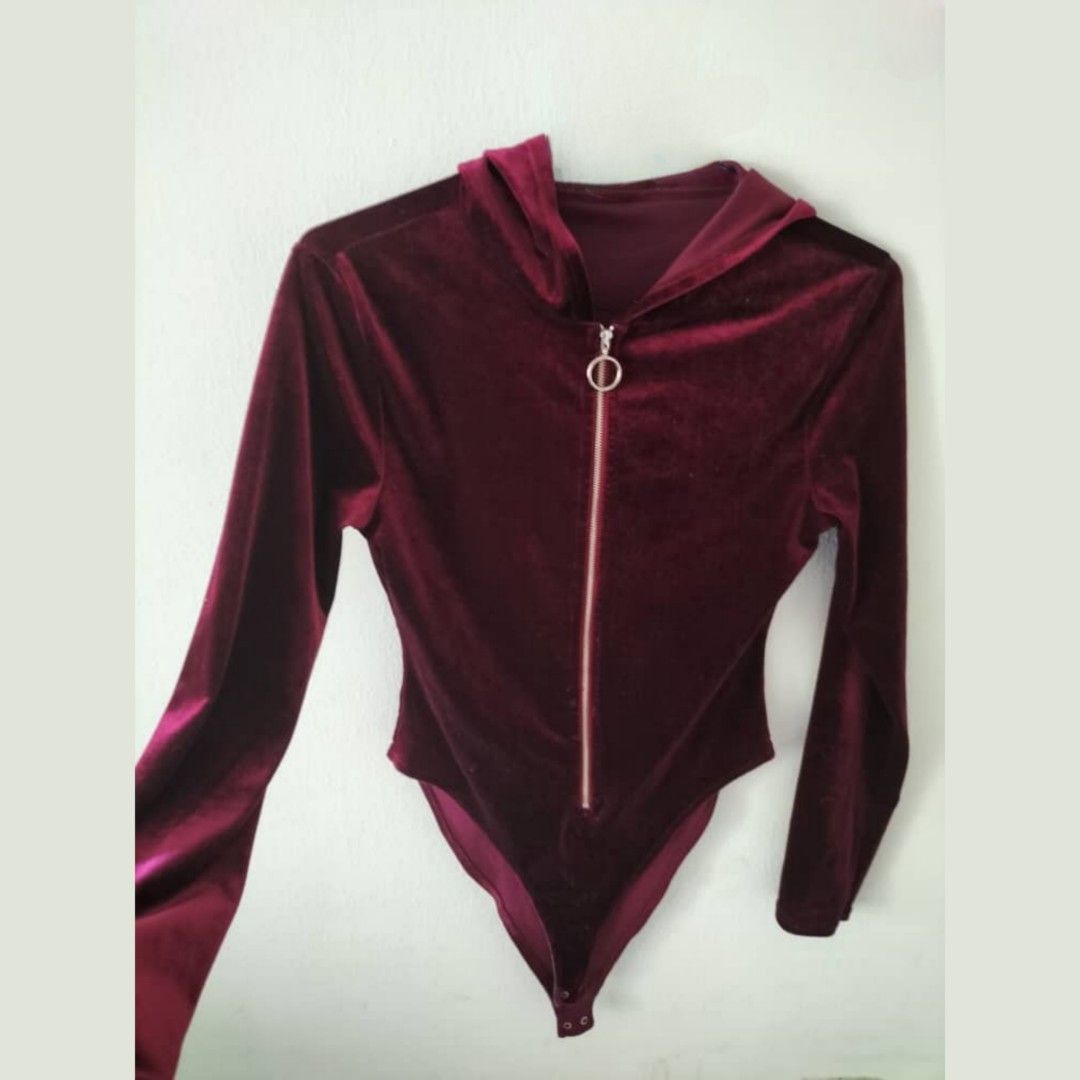 Forever 21 clearance velvet hoodie