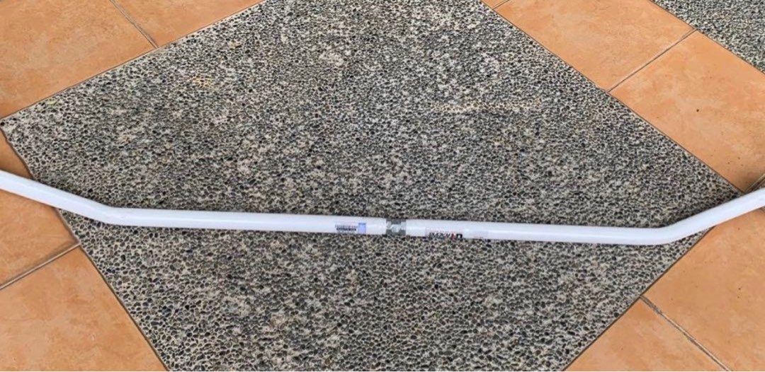 fortuner hilux strut bar, Car Parts & Accessories, Other Automotive