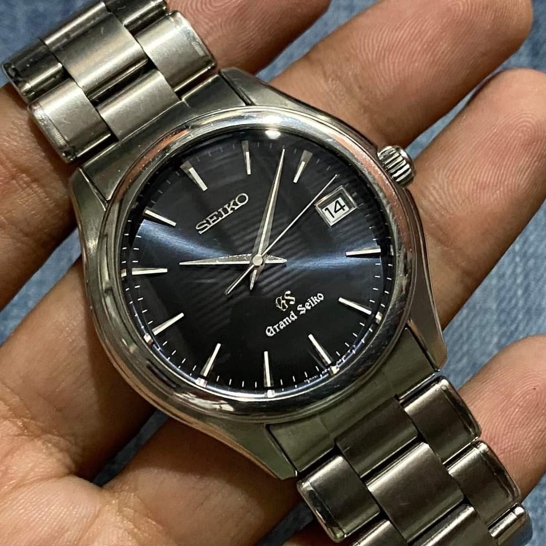 Grand Seiko 9F62-0A10 Date Wristwatch, Men's Fashion, Watches &  Accessories, Watches on Carousell