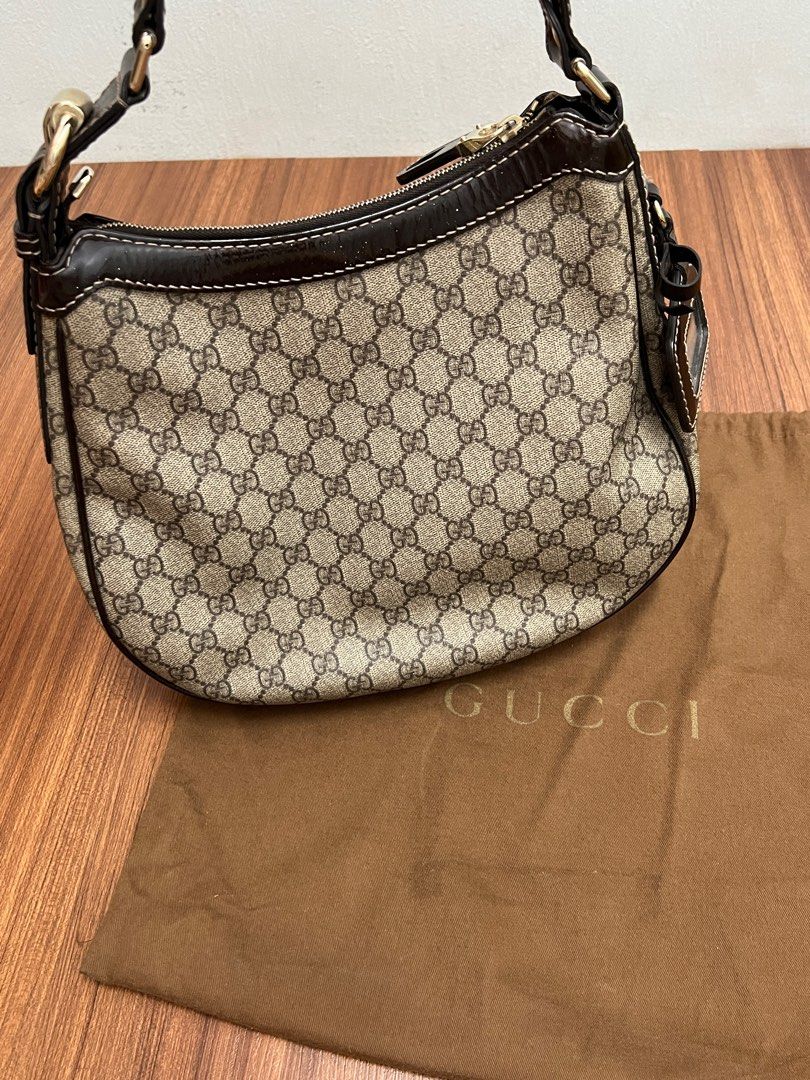 Gucci supreme canvas 2025 hobo