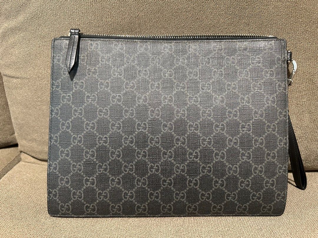 Gucci GG supreme wolf pouch clutch Men s Fashion Bags Belt bags