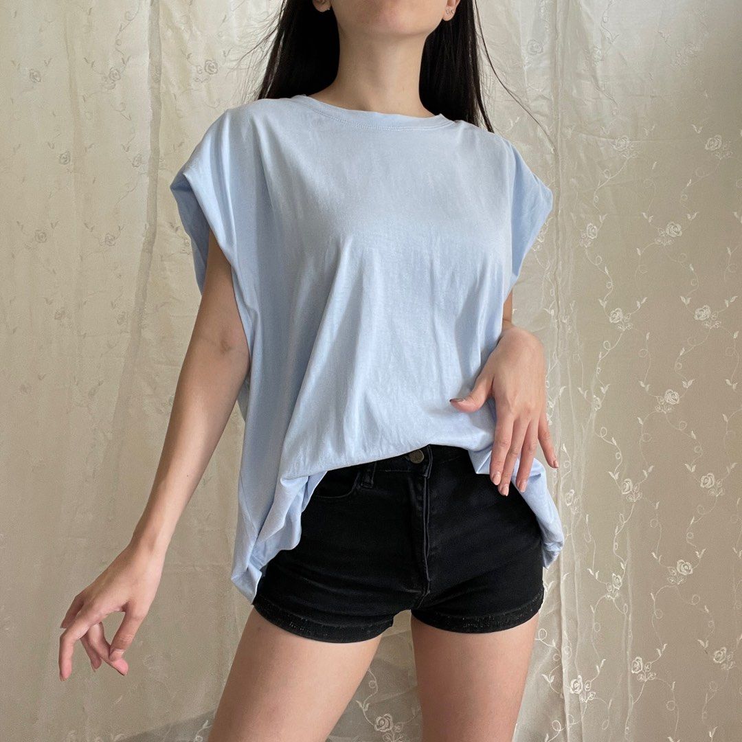 H&m padded shoulder t shirt sales