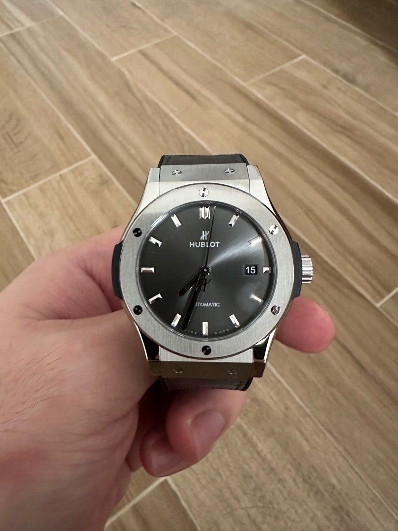 Hublot classic fusion hotsell racing grey titanium 42mm