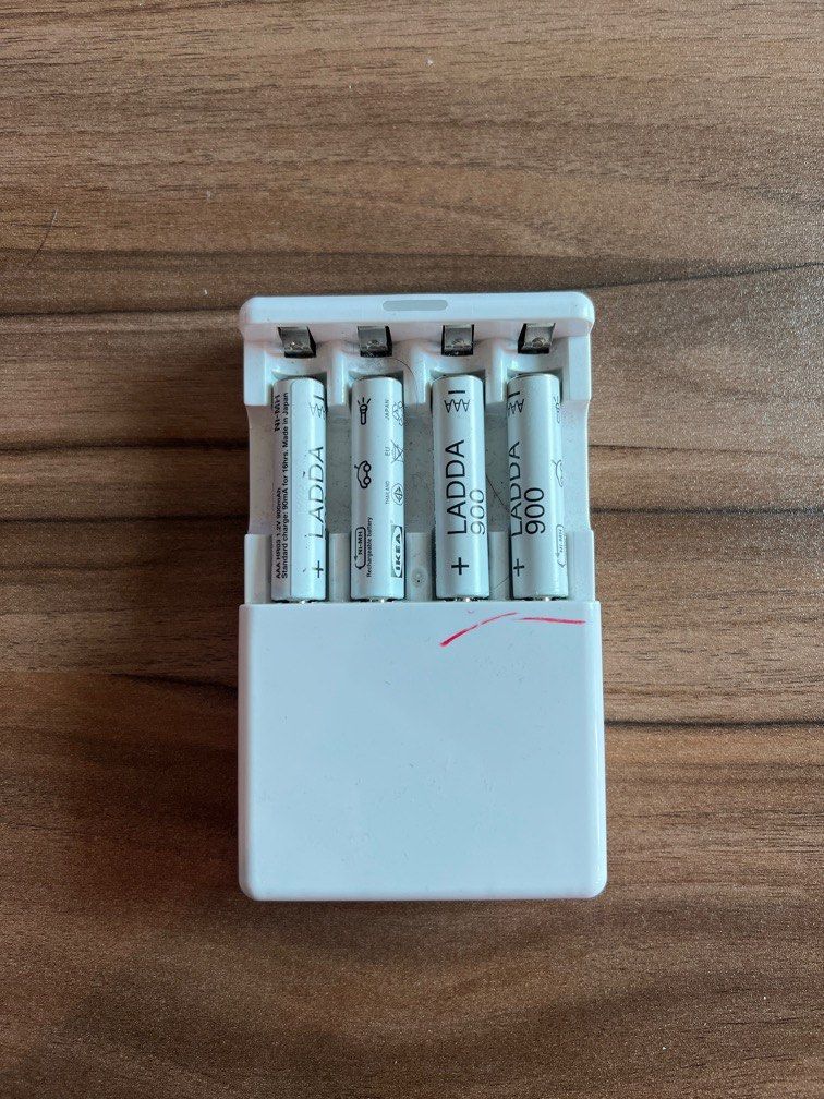 IKEA Battery Charger with 4 AAA batteries cable included, TV & Home
