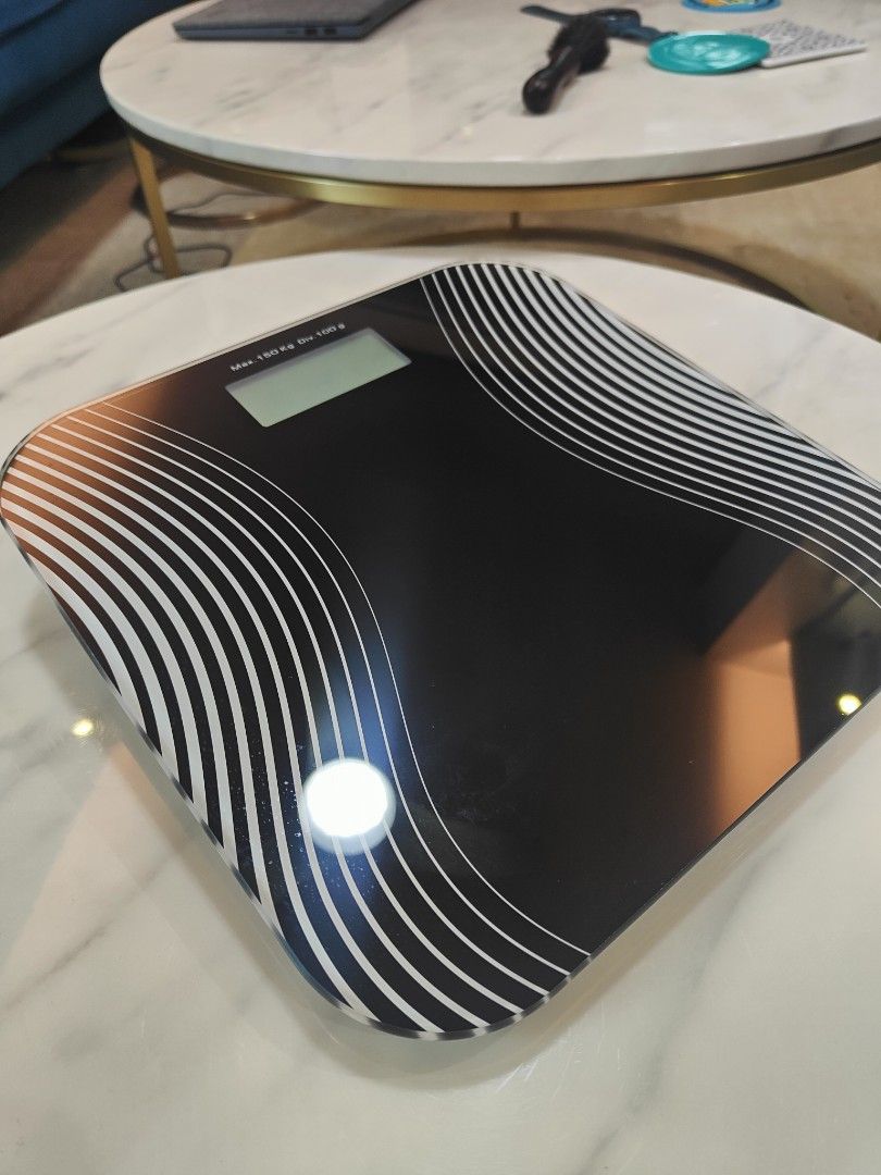 IKEA body scale, 健康及營養食用品, 健康監測儀和體重秤 Carousell