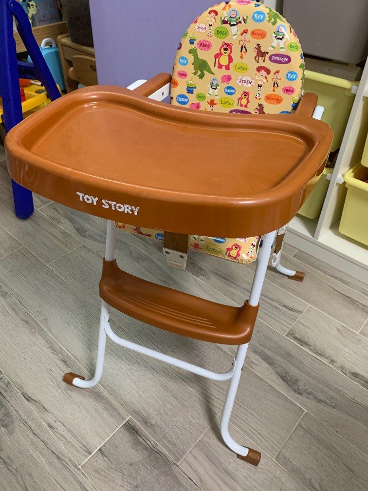 Toy story high 2025 chair
