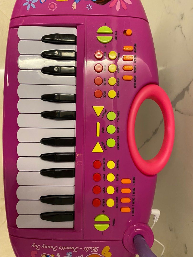 Kids Piano keyboard with microphone, Hobbies & Toys, Music & Media ...