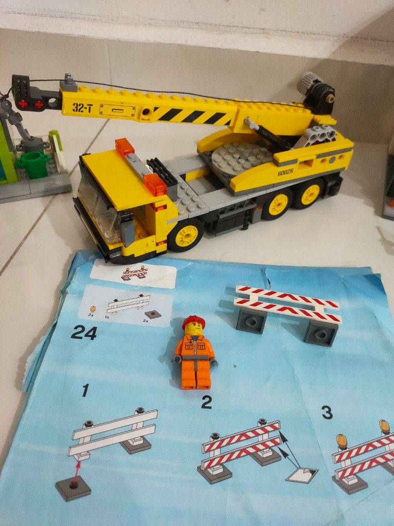 Lego city 60026 Town Square from 2013, Hobbies & Toys, Toys & Games on ...
