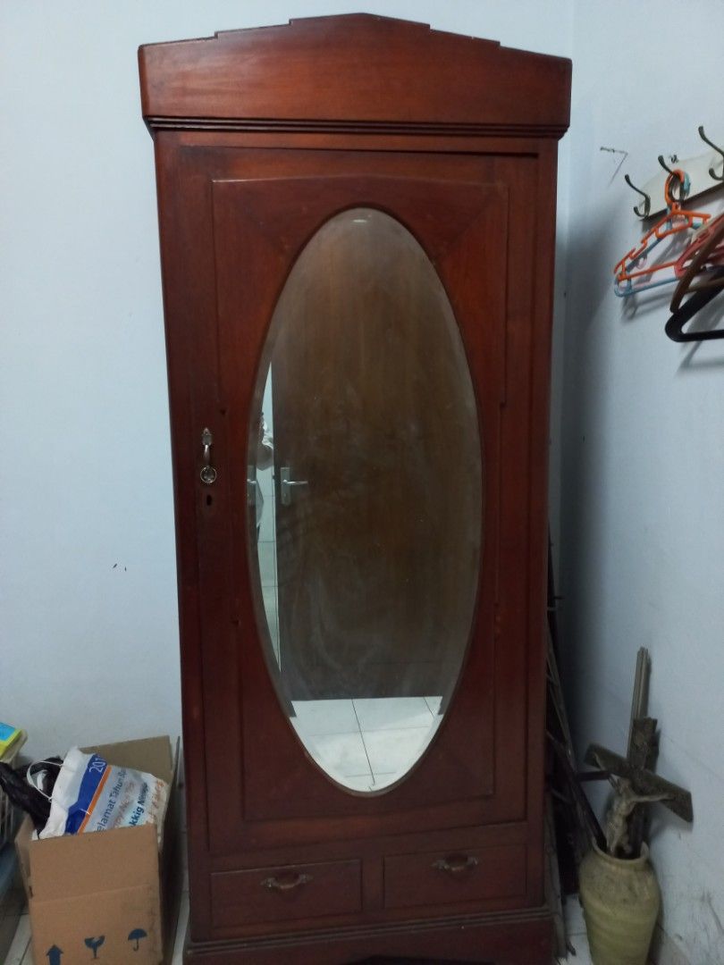 Lemari kayu jati 1 pintu, Home & Furniture on Carousell