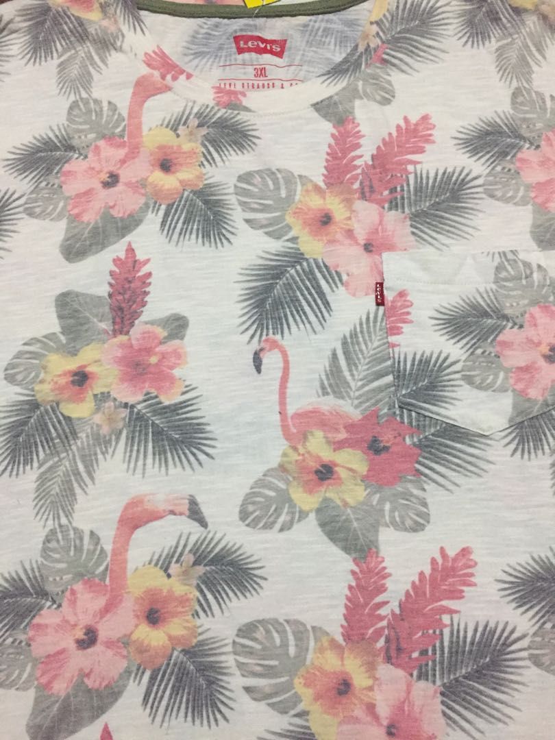 LEVIS Flower Flamingo Floral Palm Men's T Shirt, Men's Fashion, Tops &  Sets, Tshirts & Polo Shirts on Carousell