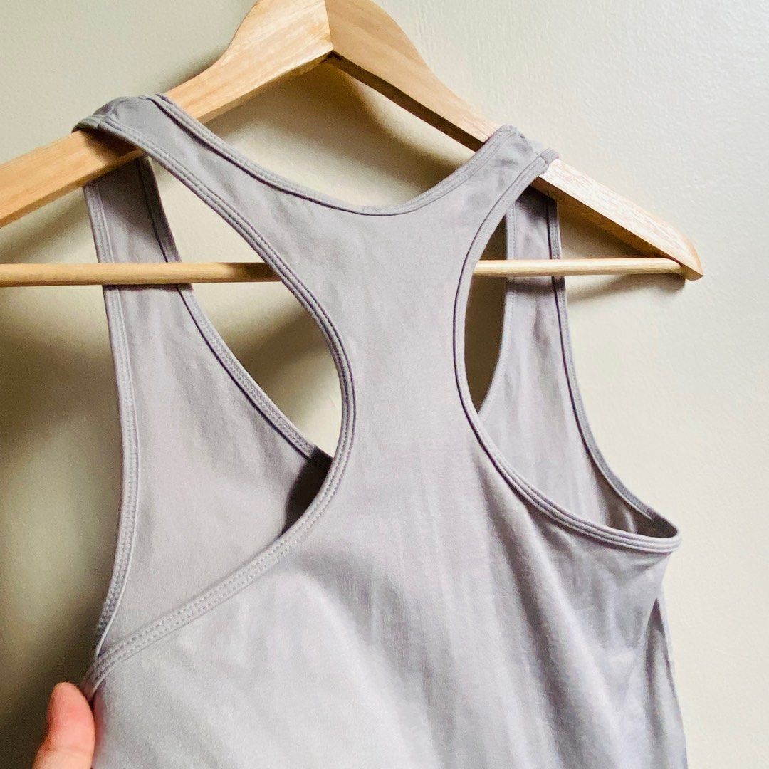 Light Gray Workout Top, Women's Fashion, Activewear on Carousell