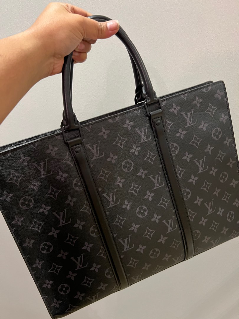 LV Sac Plat Horizontal Zippe Monogram Eclipse, Men's Fashion, Bags,  Briefcases on Carousell