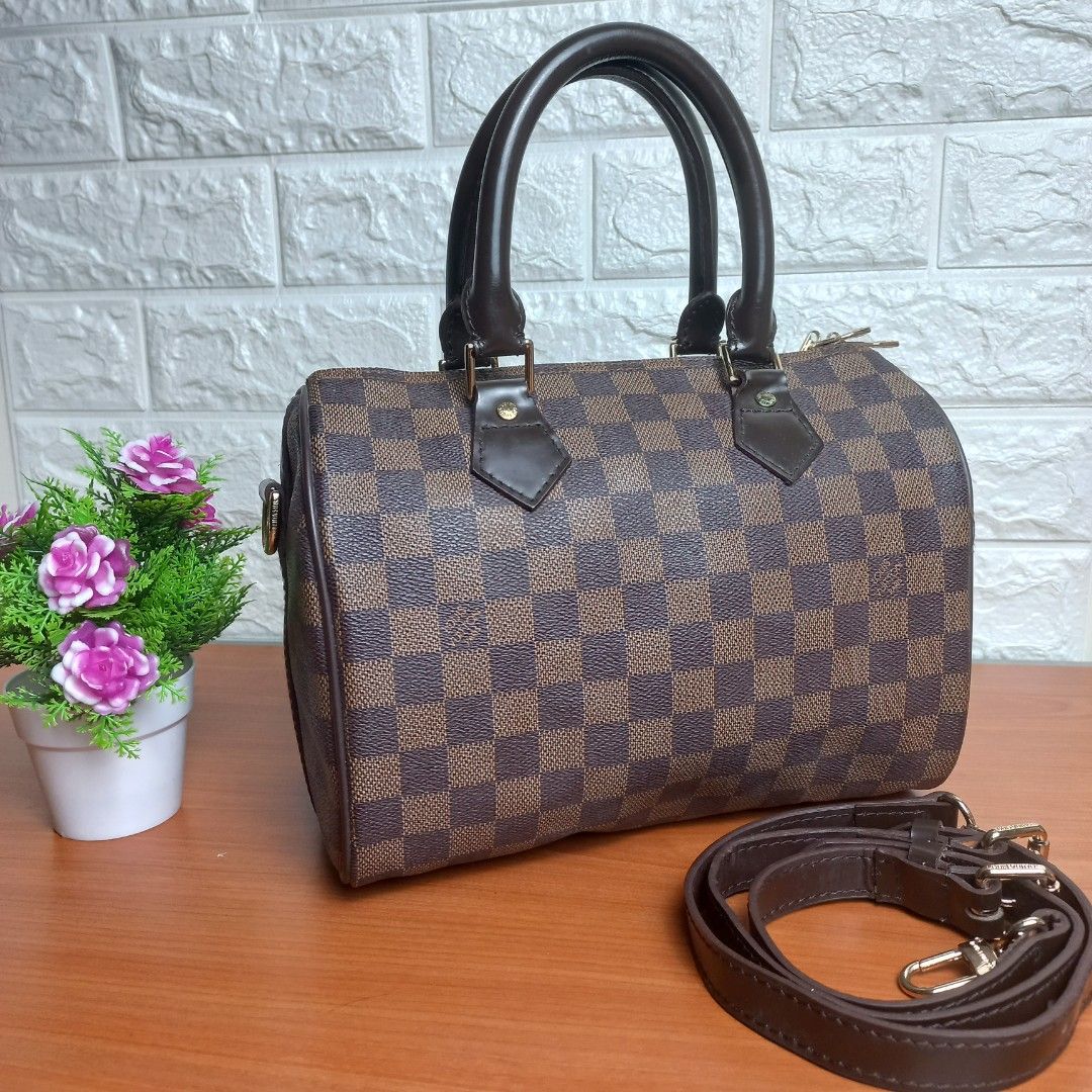 Koper Louis Vuitton (1), Fesyen Wanita, Tas & Dompet di Carousell