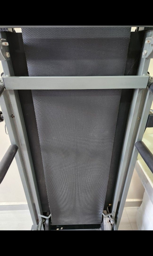 Aibi Manual Treadmill Sports Equipment Other Sports Equipment and Supplies on Carousell