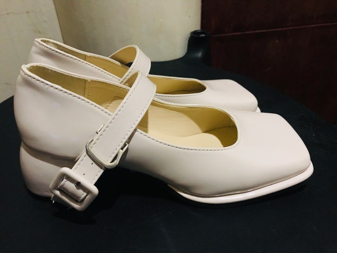 champagne mary jane shoes