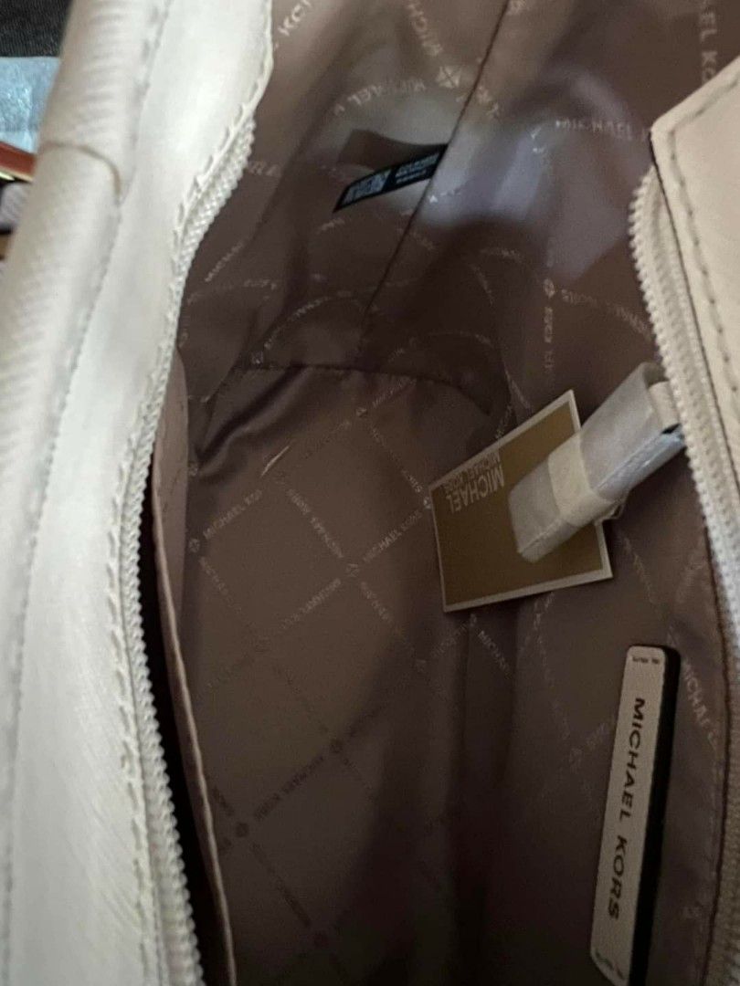 Michael Kors Jet Set Travel Large Tote Bag (Light Cream Multi)35T0GTVT3V-licream