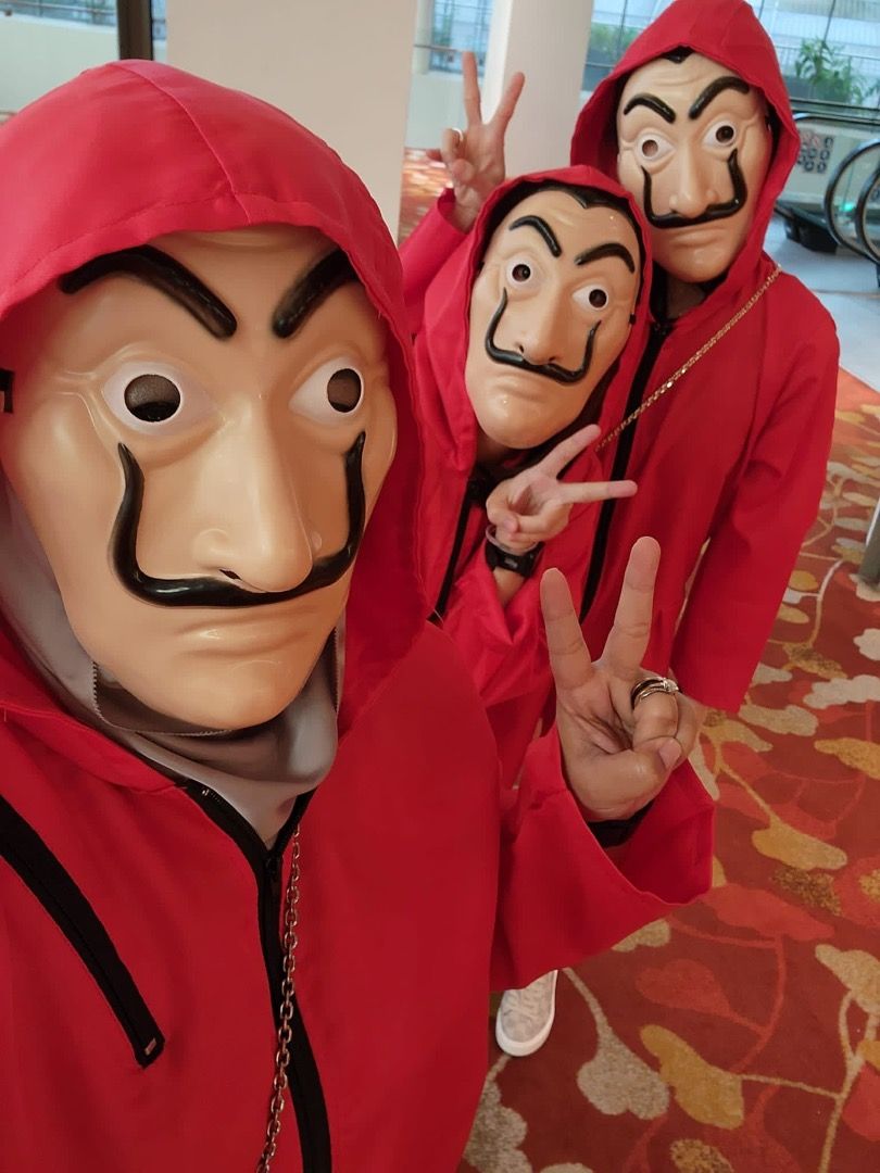 Money heist costume (one set), Women's Fashion, Dresses & Sets, Sets or