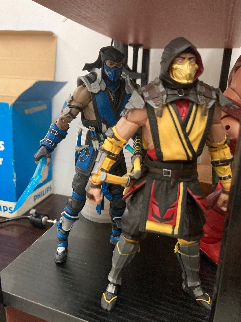 Mortal kombat subzero&scorpion, Hobbies & Toys, Toys & Games on Carousell