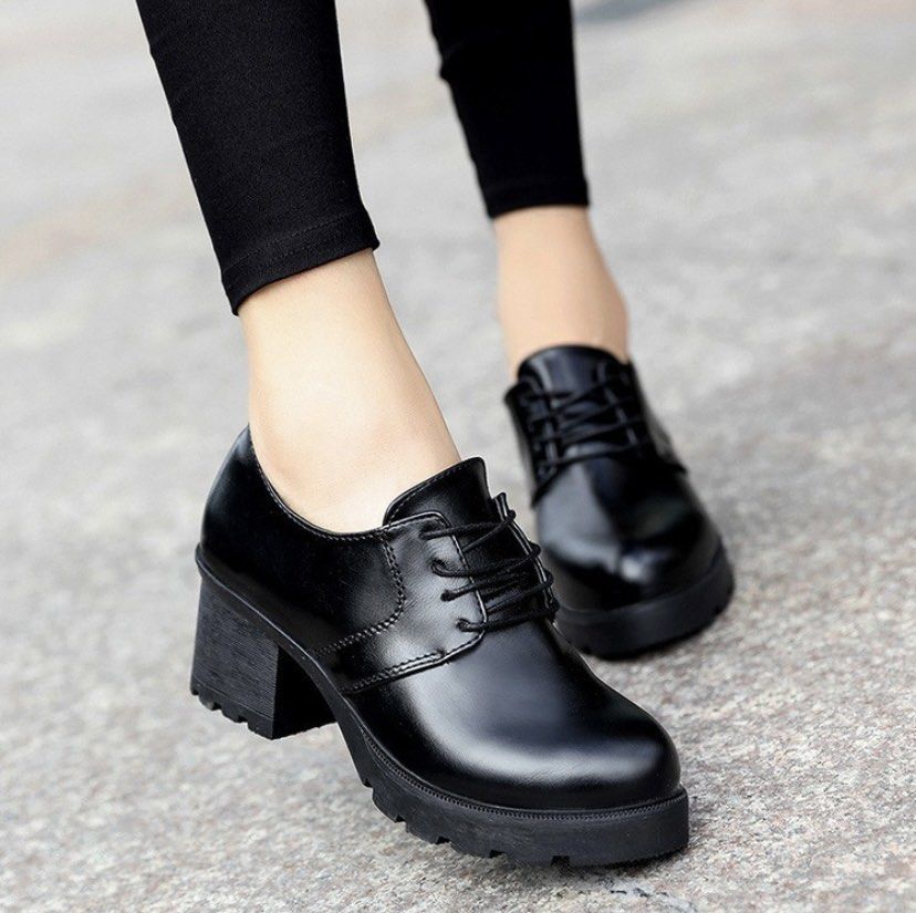 Navy oxford heels store