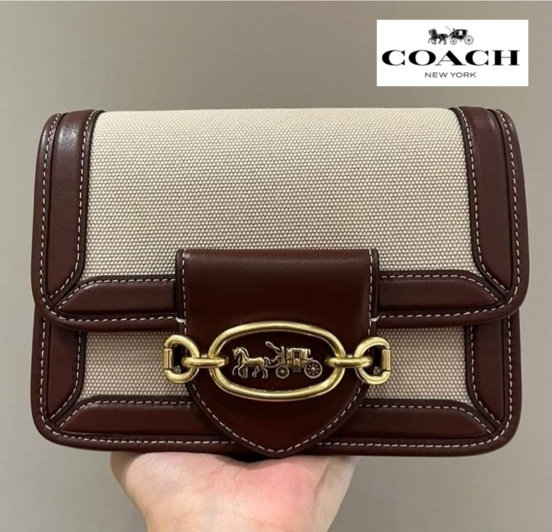 Coach Mini Wallet Chain Crossbody Sling Bag, Luxury, Bags & Wallets on  Carousell