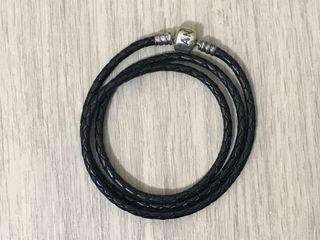 NEW UNUSED - Pandora Triple Leather Bracelet