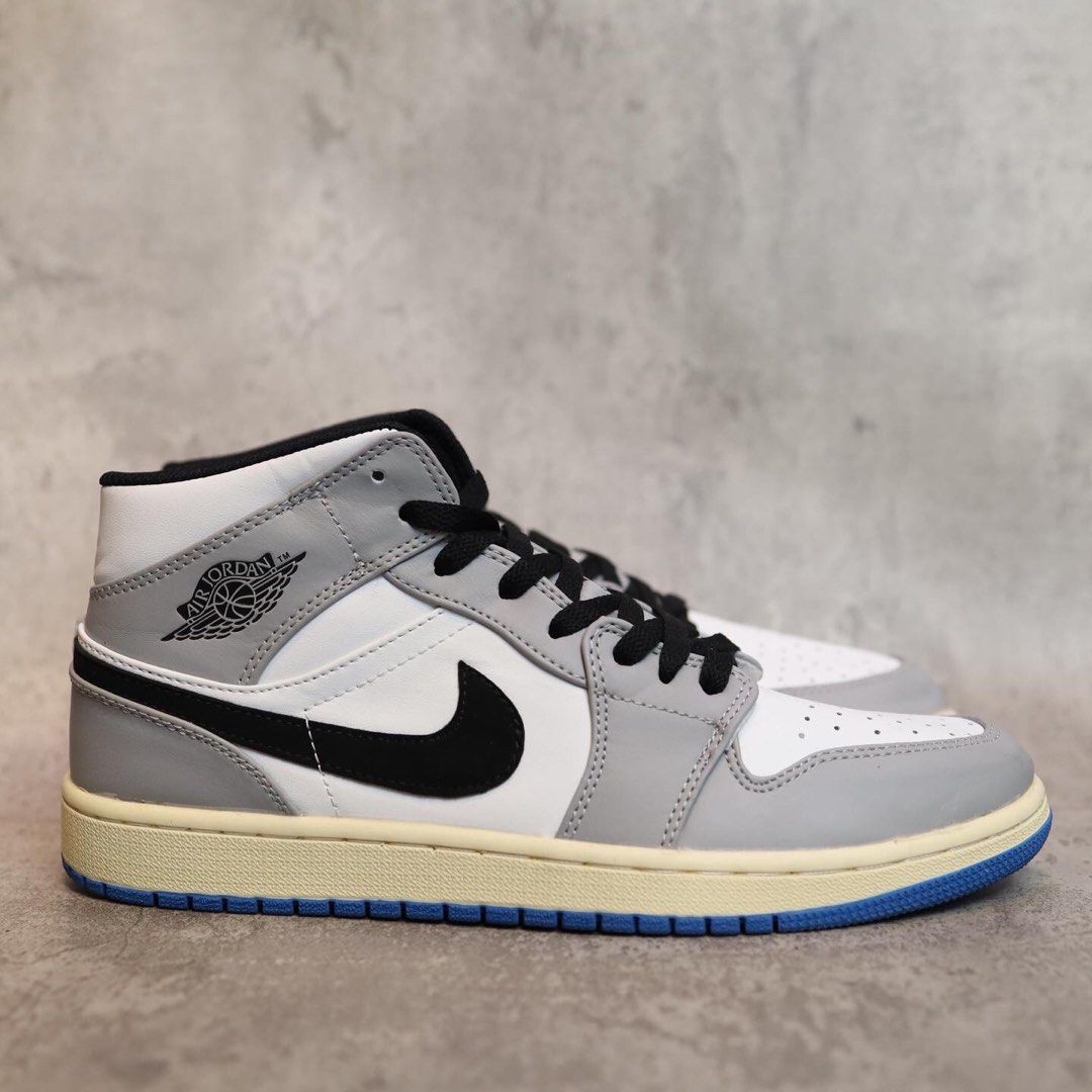 aj1 mid light smoke grey
