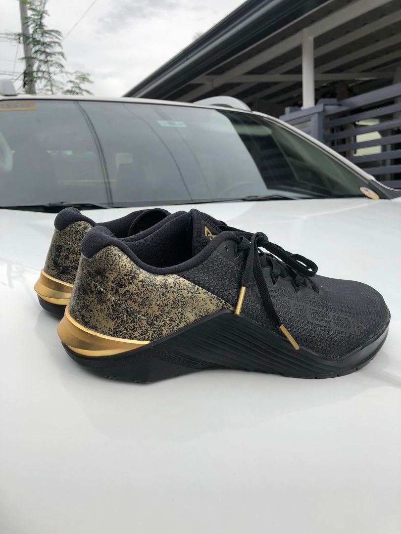 Metcon 5 gold and black cheap