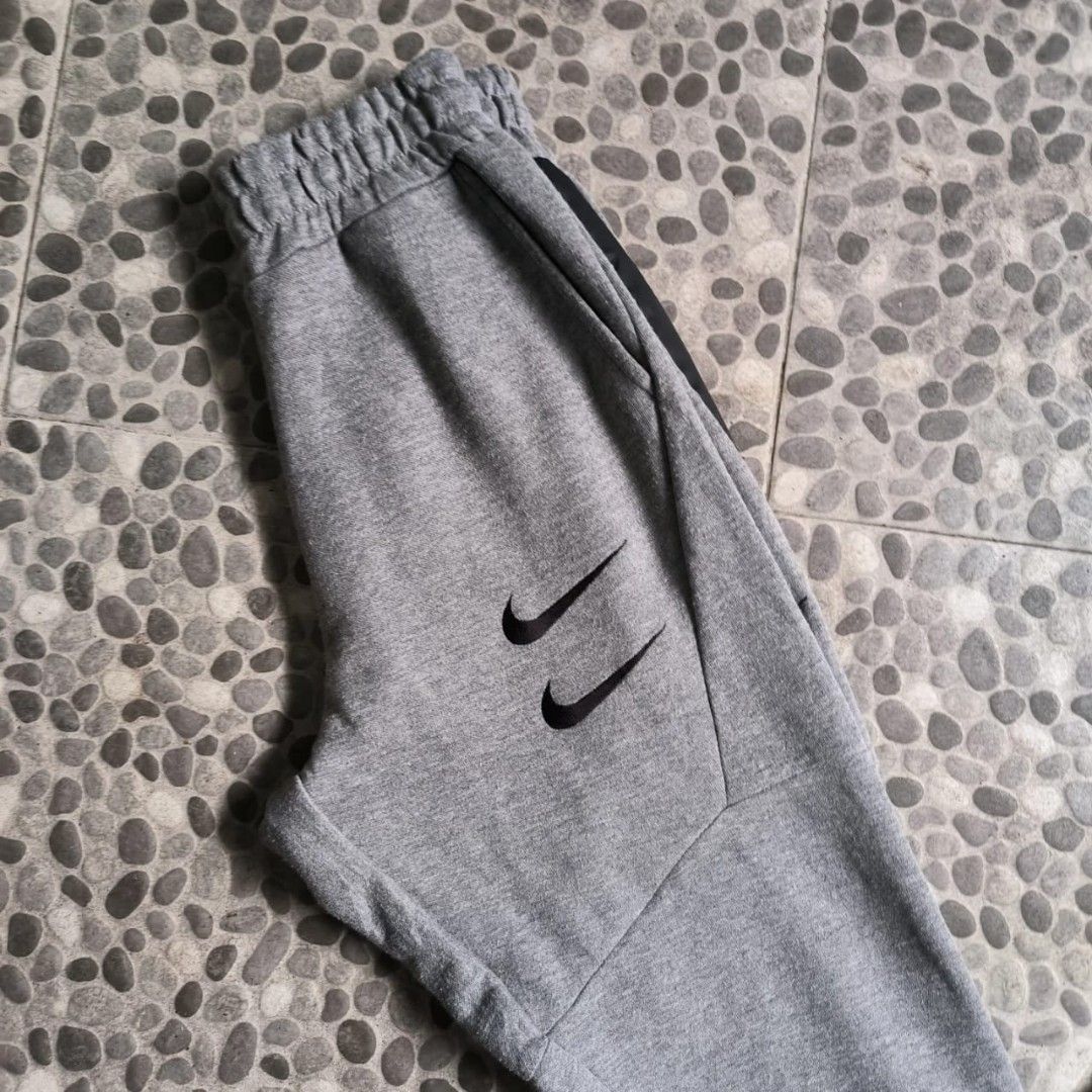 Nike international joggers cheap