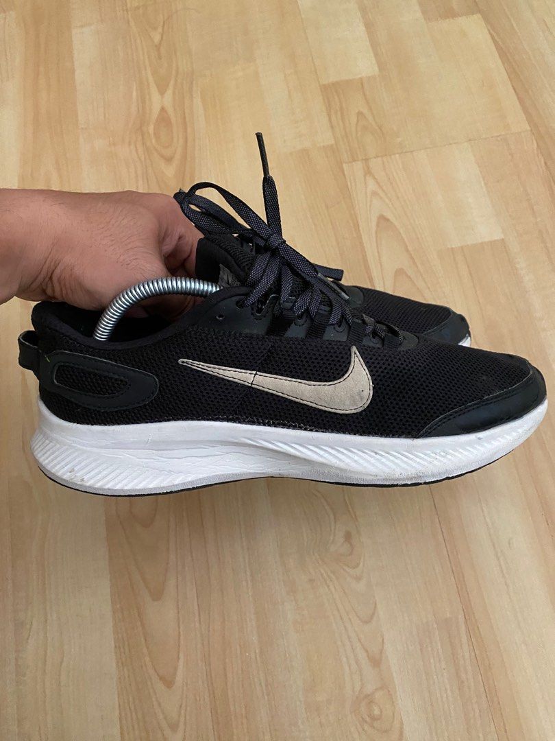 Nike run all on sale day 2 white
