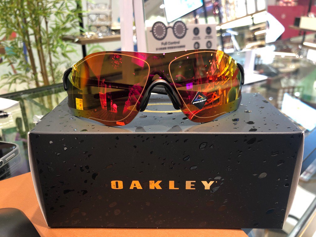 Oakley 9313 evzero path